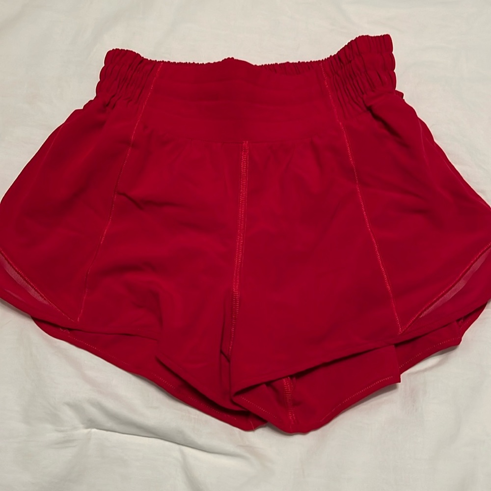 lululemon hotty hot 2.5 inch high rise